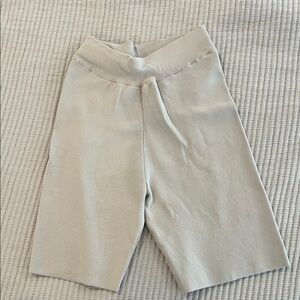 DISSH Cream Knit Biker Shorts
